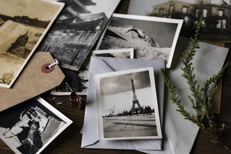 Top 7 Anniversary Gifts for your Husband