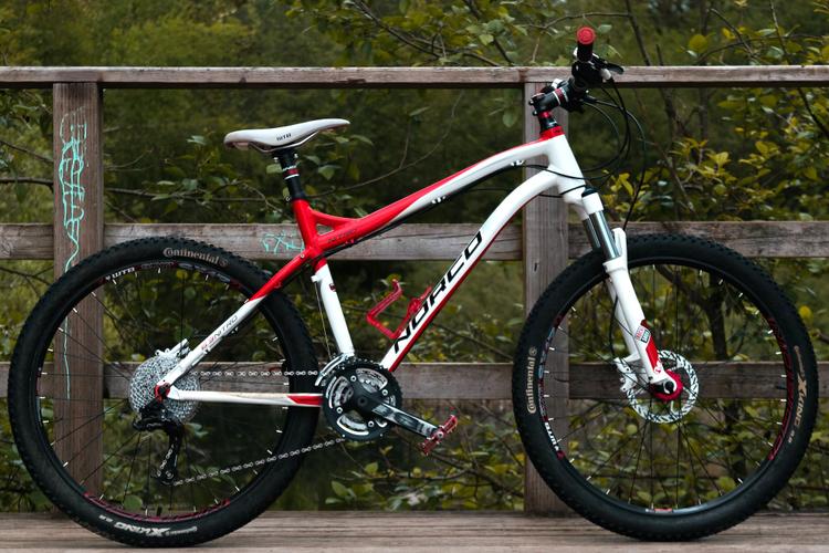 Send Luxury Valentine Gifts to India