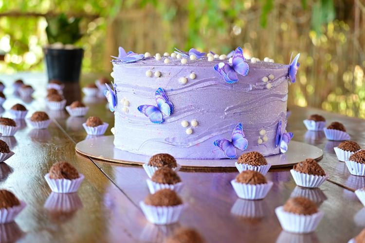 Popular Cake Designs to Send in India in 2025