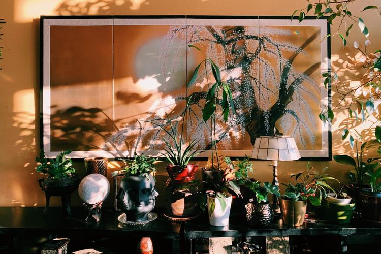 Top 12 Gifts to Send to India from UK