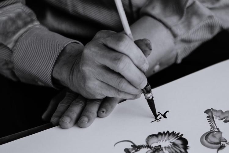 Top 5 Hobby Hampers to Send as Unique Gift