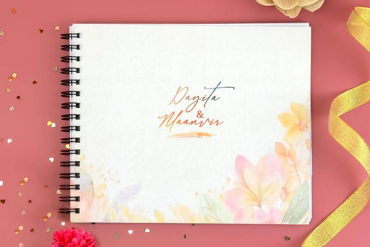 Top 10 Personalised Gifts for Girlfriend in India