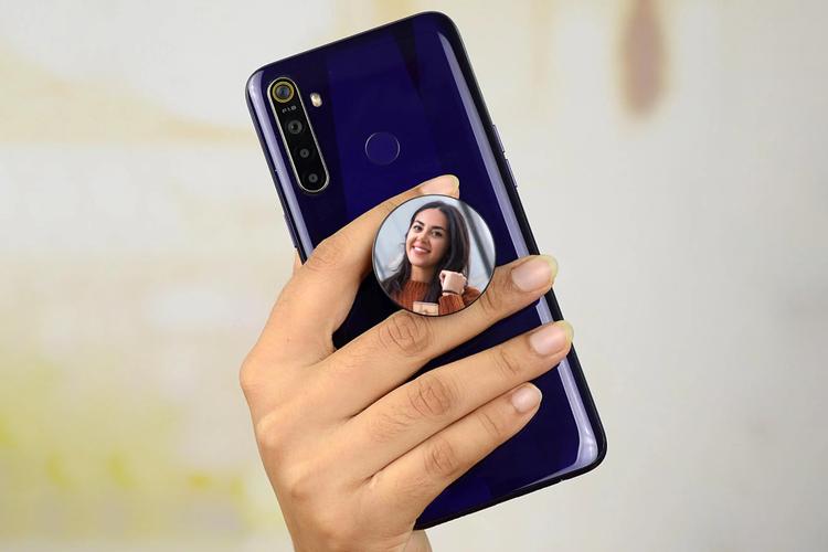 7 Unique Personalized Birthday Gifts in India