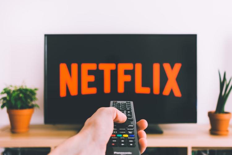 What do you get a Couple for their 25th Wedding Anniversary? 