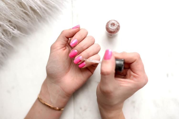 Top 7 Pampering Valentine's Day Gifts to India