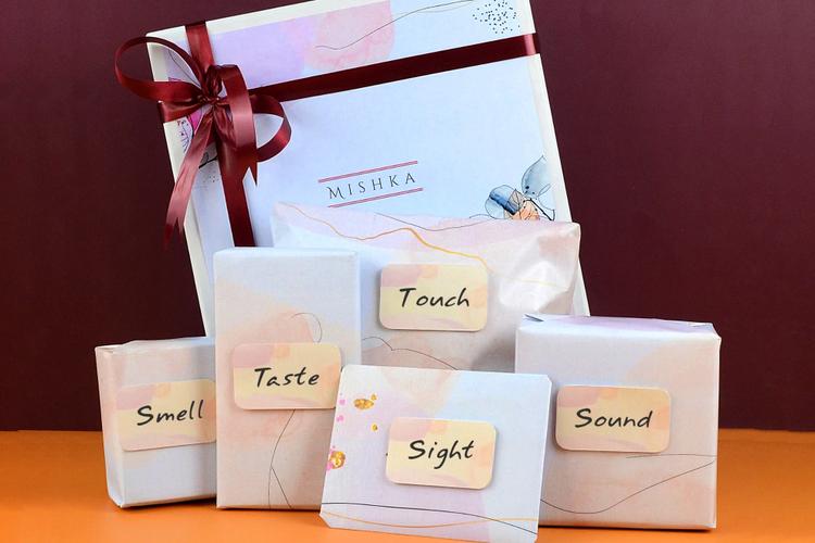 Send Valentine's Gift for Her in Mumbai