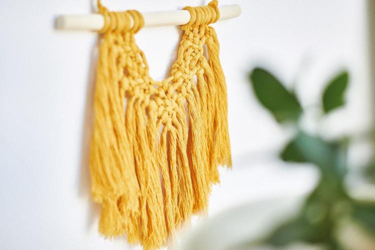 Top 7 Valentine's Day Gifts to Send in Ahmedabad