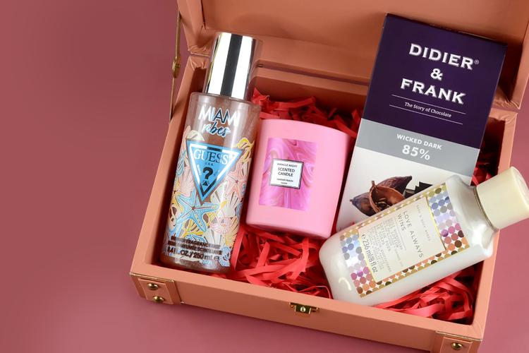 Top 9 Mother's Day Gifts to Send to Bangalore