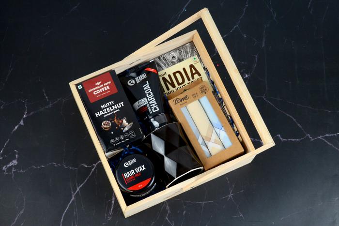 Top 6 Valentine's Day Gift to Send in Anand