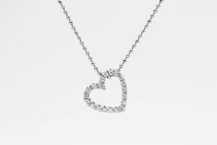 Top 7 Valentine's Day Gifts to Send in Navi Mumbai