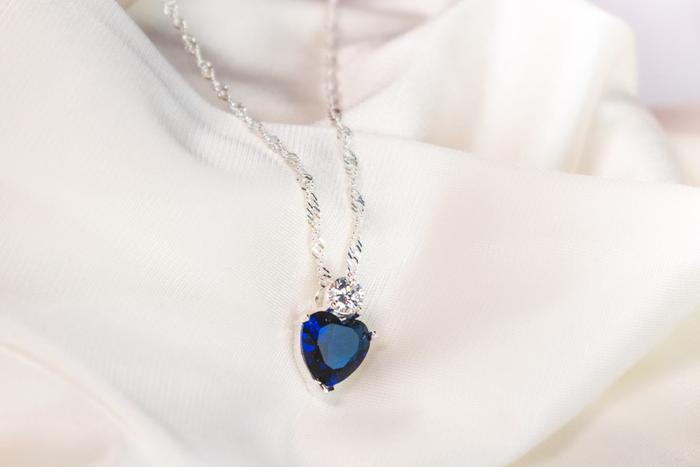 Top 7 Valentine's Day Gifts to Send in Navi Mumbai