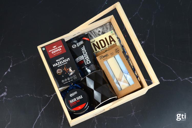 Top 8 Rakhi Gifts to Send to Ahmedabad