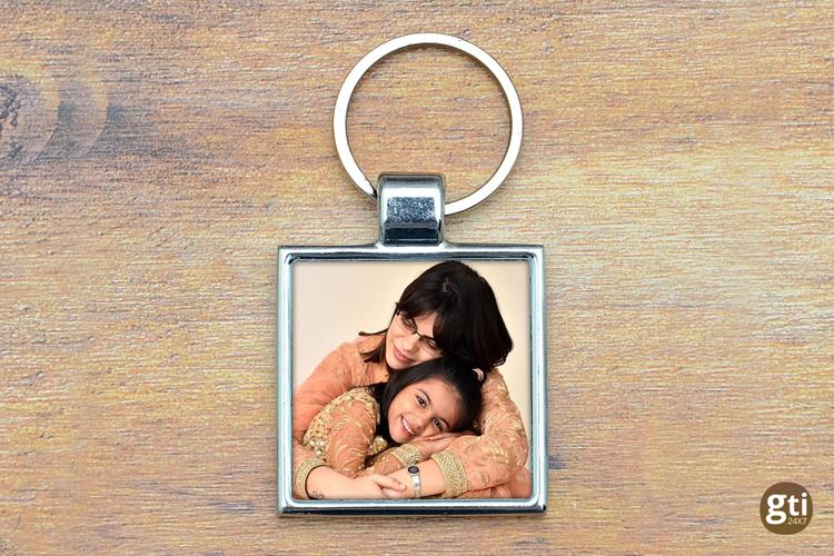 Top 6 Rakhi Gifts to Send to Amritsar