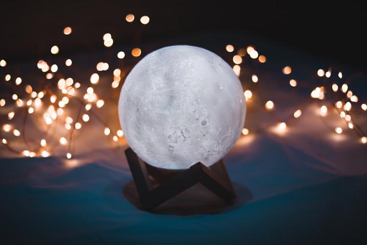 Top 9 Rakhi Gifts to Send to Kolkata