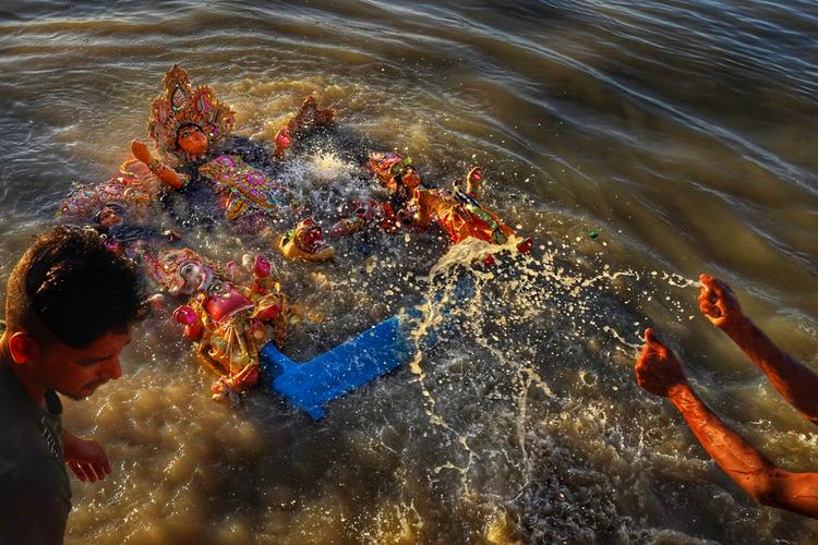 Witnessing the Immersion of Durga Idols