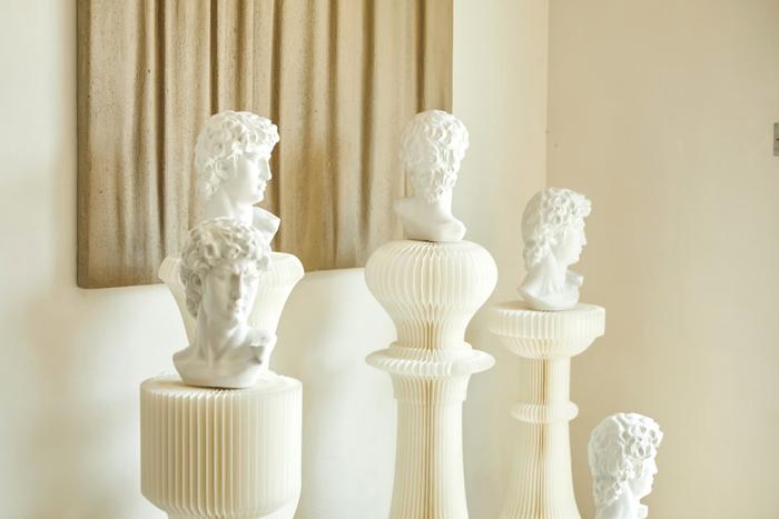 Top 10 Anniversary Gifts to Hyderabad