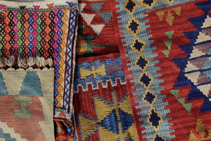 Top 6 Holi Gifts to Send to Jalandhar