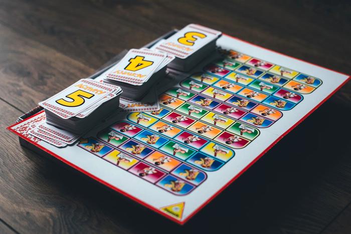 Top 6 Holi Gifts to Send to Vadodara