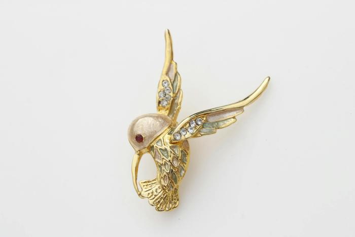 Top 7 Holi Gifts to Send to Kolkata