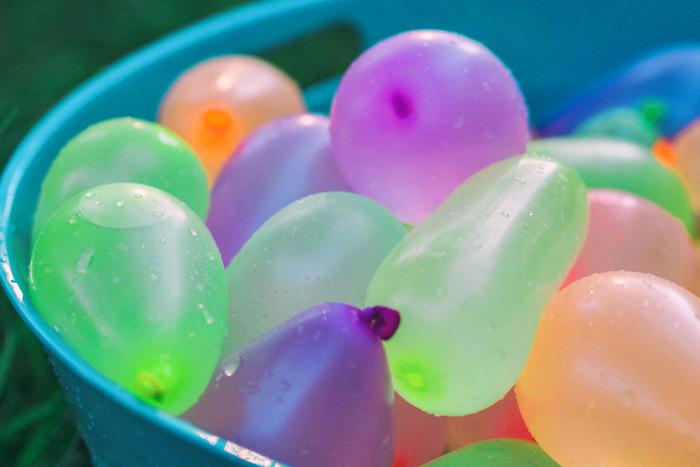 Top 8 Holi Gifts to Send to Chandigarh