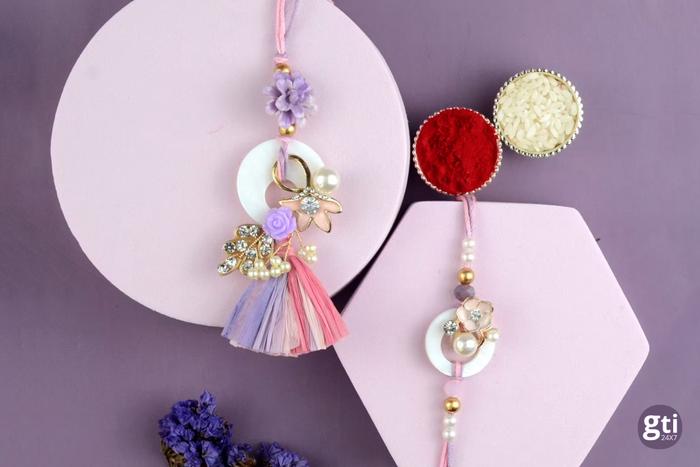 On Which Hand of Bhaiya & Bhabhi should the Rakhi be tied?