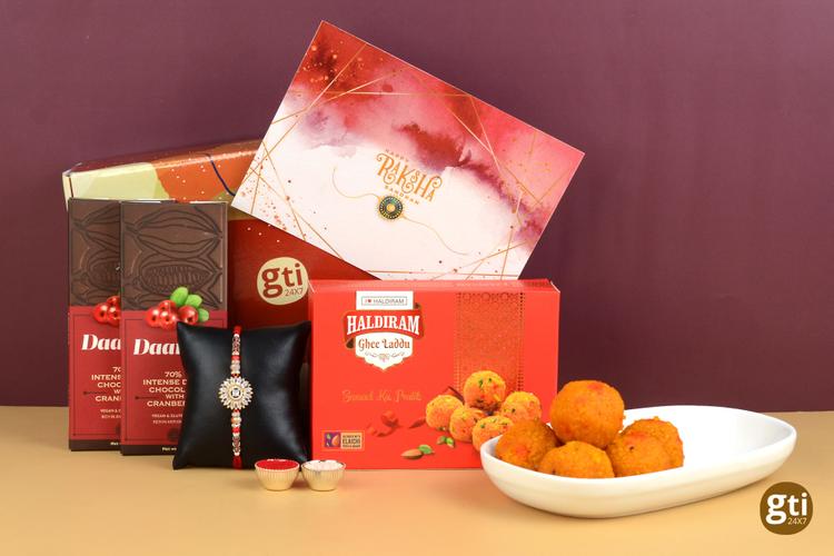 Top 5 Sweet Hampers to send on Rakhi
