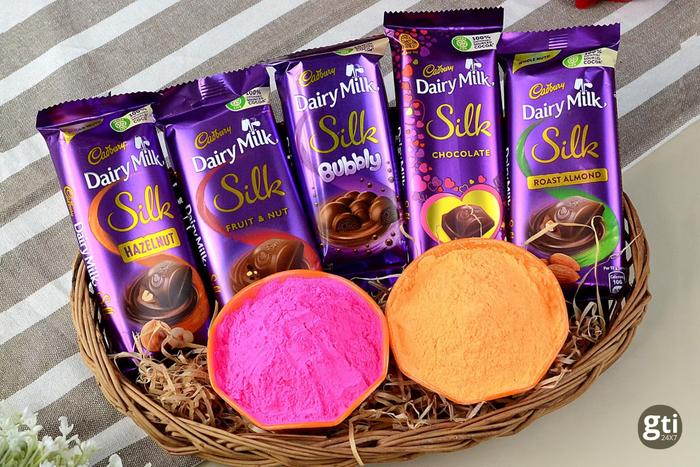 Top 8 Holi Gifts to Send to Thane