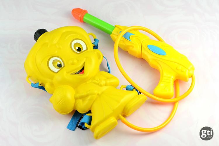 Top 8 Holi Gifts to Send to Hoshiarpur