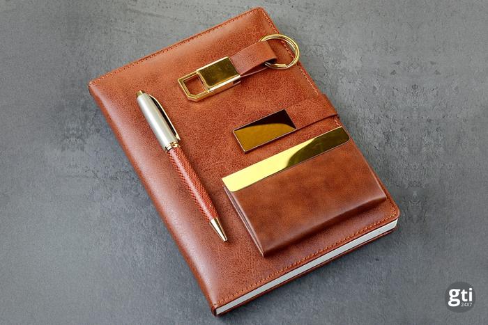 Top 9 Bhai Dhooj Gifts to Send to Hyderabad