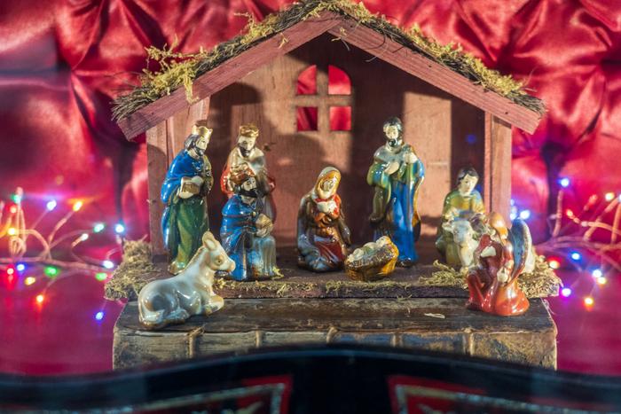 Top 10 Christmas Gifts to Send to Hyderabad