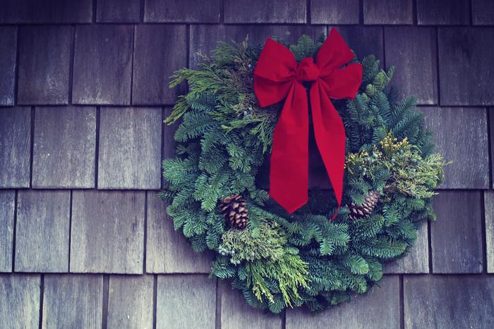 Top 10 Christmas Gifts to Send to Hyderabad