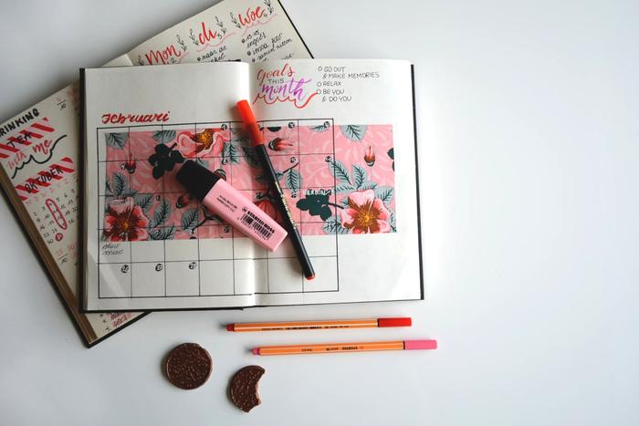 Top 9 New Year Gifts to Send to Hyderabad