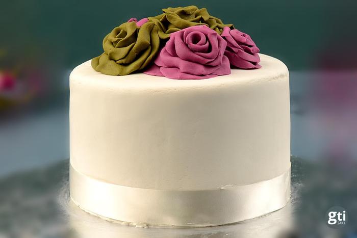 Top 5 Special Cakes to send to Dehradun
