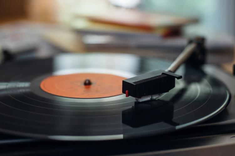 Top 5 New Year Gifts for your Boyfriend in India