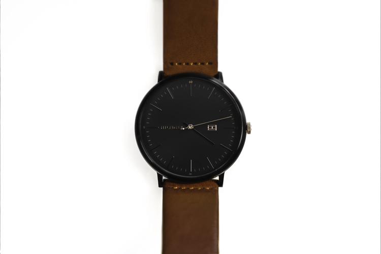 Top 10 Watches to Send as Anniversary Gifts to India 