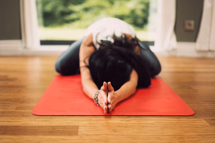 Top 10 Gifts to send to India on New year from USA