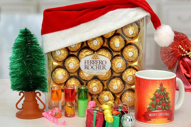 Send Enthralling Christmas Gifts to India