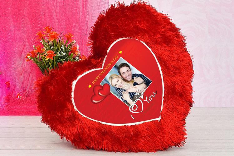 Top 7 Personalized Valentine's Day Gifts to India