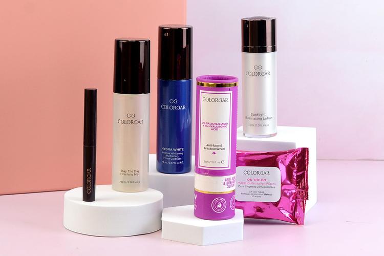 Top 6 Makeup Combos to Send in India as Gifts