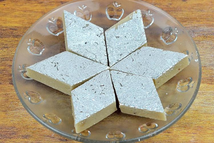 Celebrate Lohri with Delectable Sweets