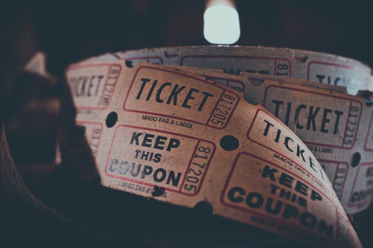 List of 25 Gifts for 25th Birthday for Him