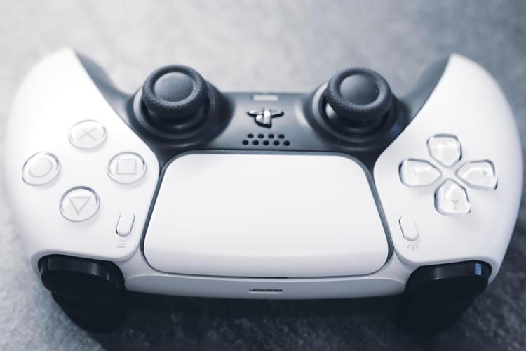 List of 25 Gifts for 25th Birthday for Him