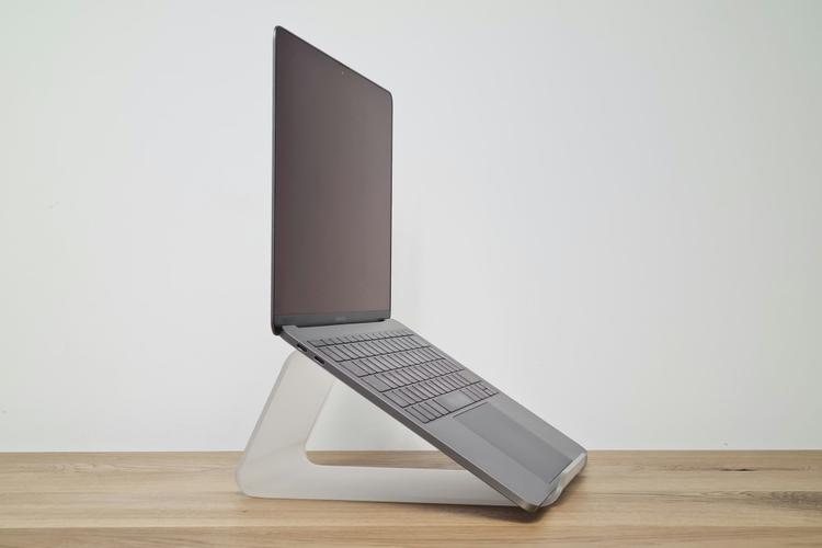 List of 25 Gifts for 25th Birthday for Him