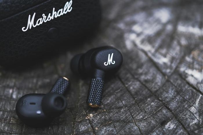 Top 10 Anniversary Gifts for Him in India