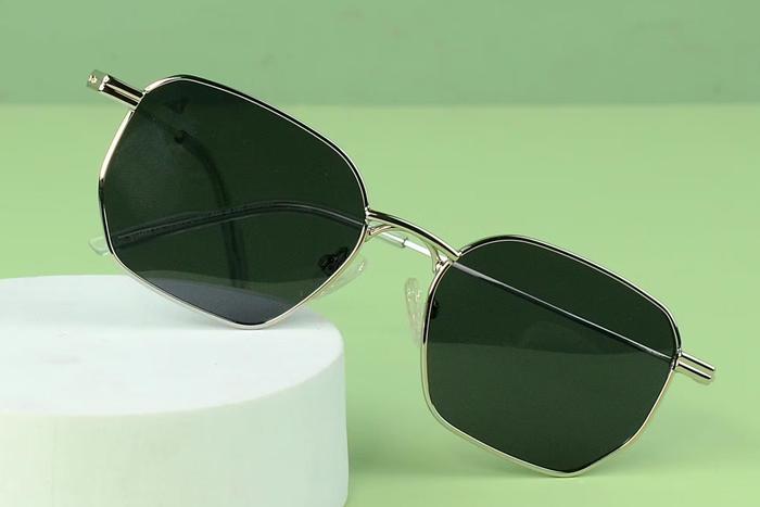 Top 10 Anniversary Gifts for Him in India