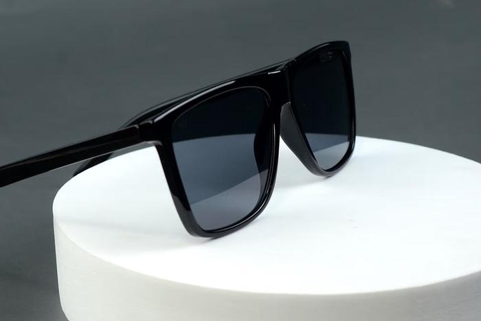 Top 10 Anniversary Gifts for Him in India