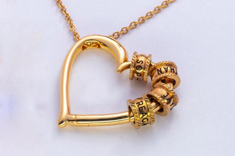 Top 10 Gifts for Wife on her Birthday in India