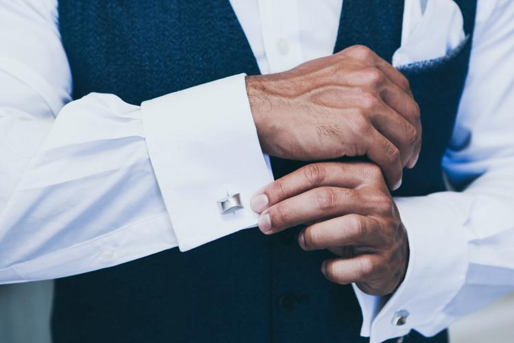 Top 7 Personalized Gifts for Dad in India