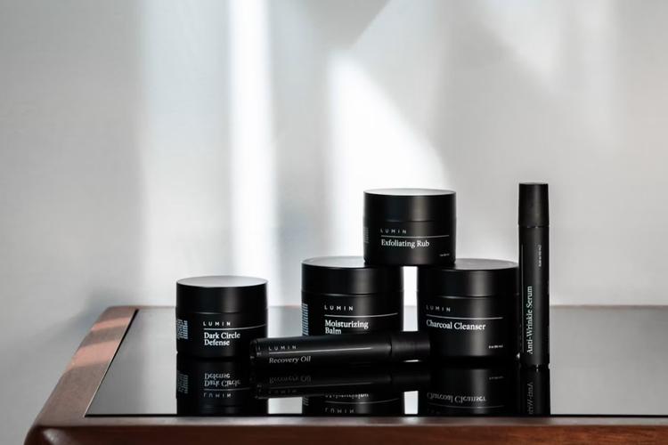 Best Grooming Gifts for Men: From Skincare to Fragrance
