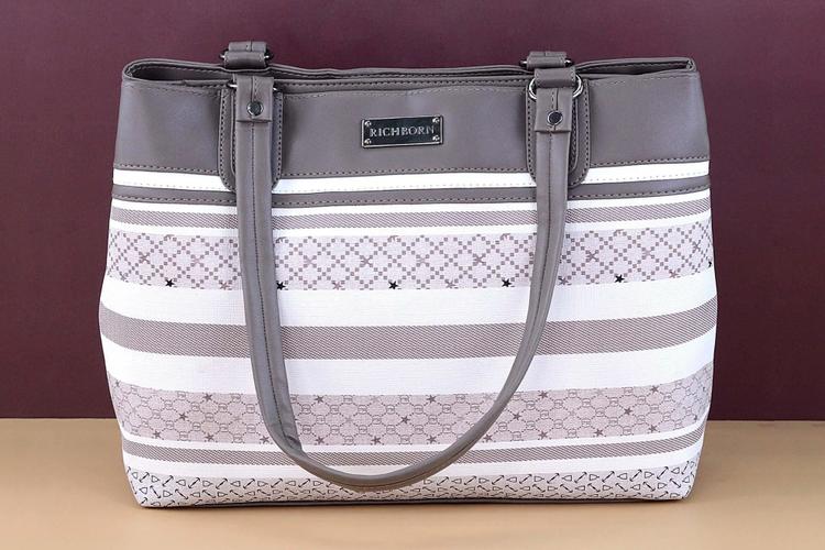 Top 6 Bags to send to India